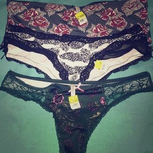 🎀 BRAND NEW PANTY BUNDLE 🎀